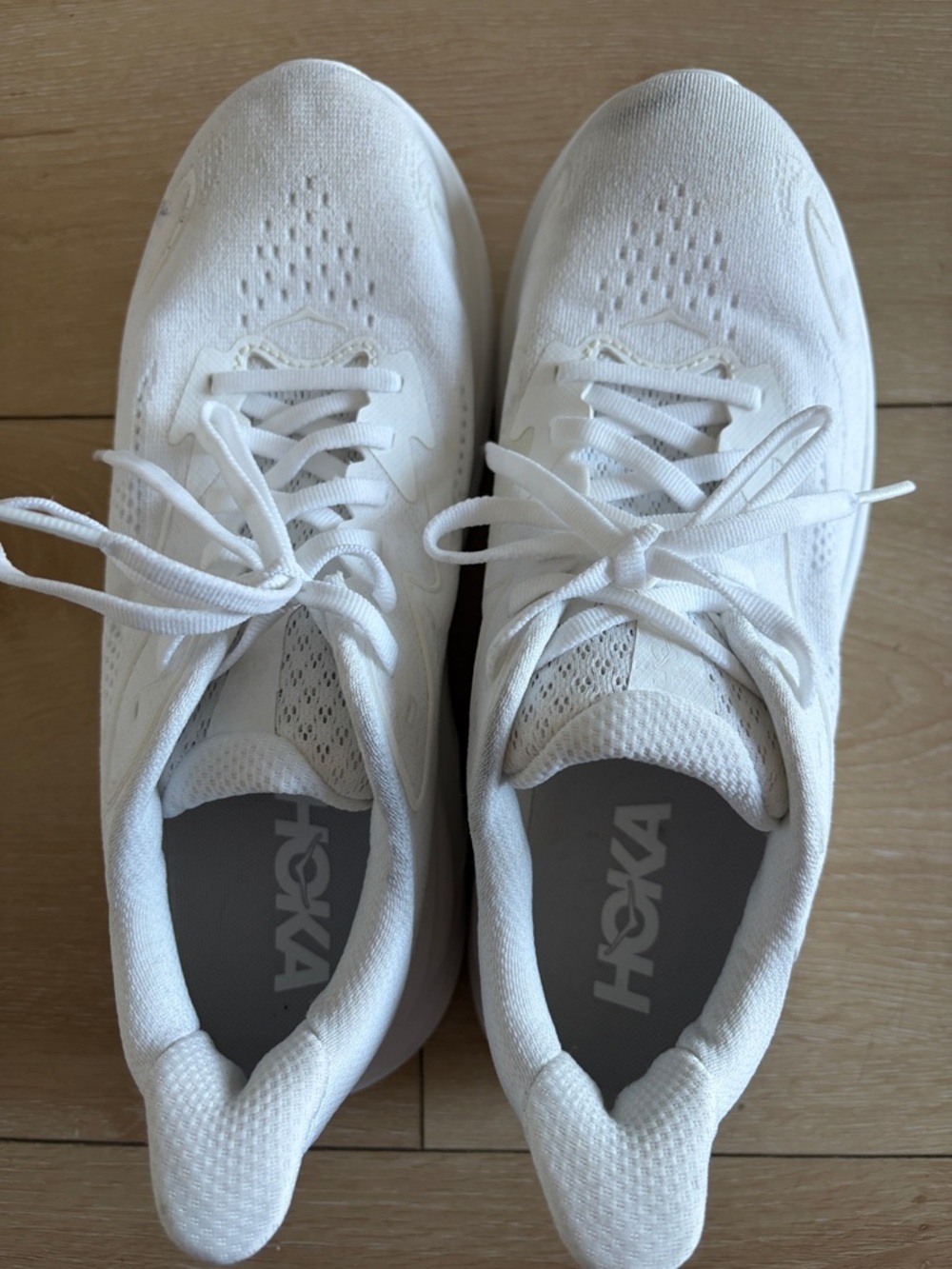 HOKA W Clifton 10 white shoes - Picture 9 of 10